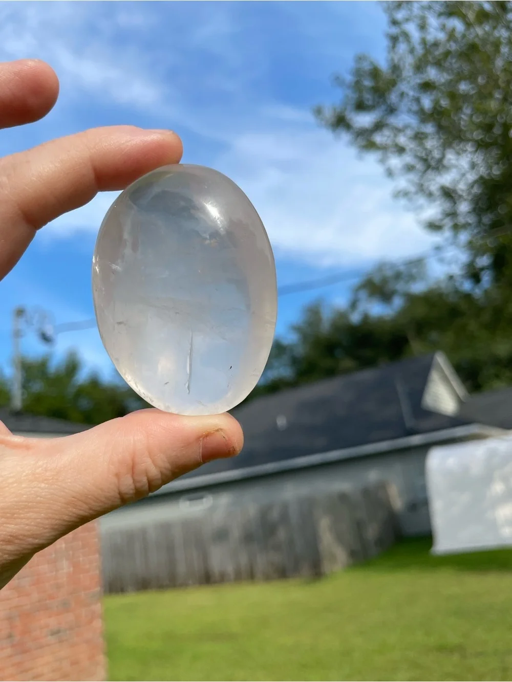 Garisol Quartz Palm Stone